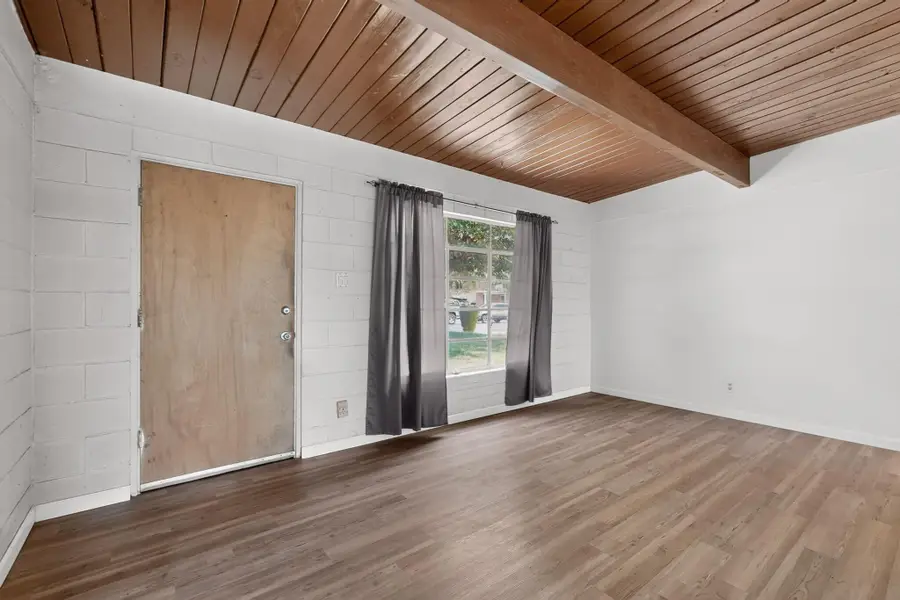 2733 Indiana Street Ne, Albuquerque, NM 87110 - #3