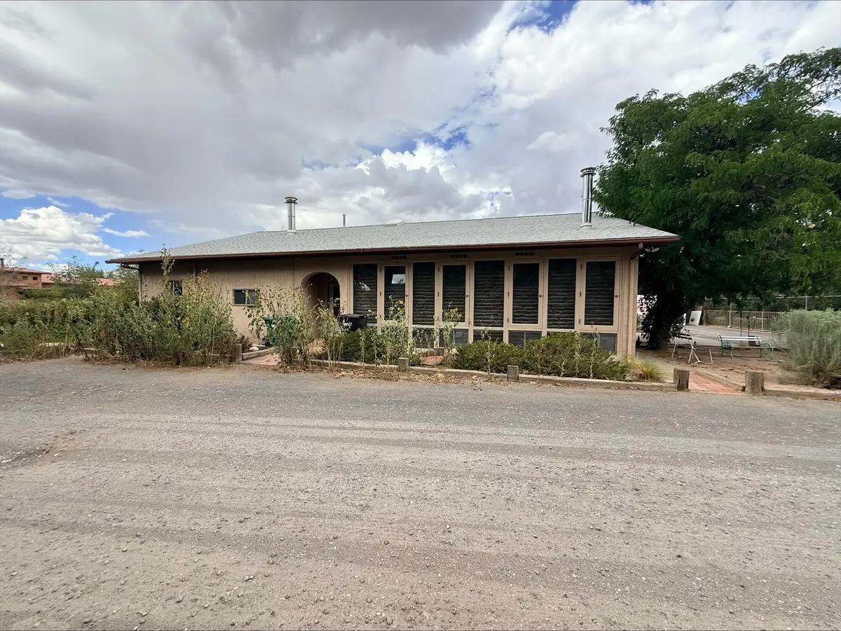 8901 Rio Grande Boulevard Nw, Los Ranchos De Albuquerque, NM 87114 - #1