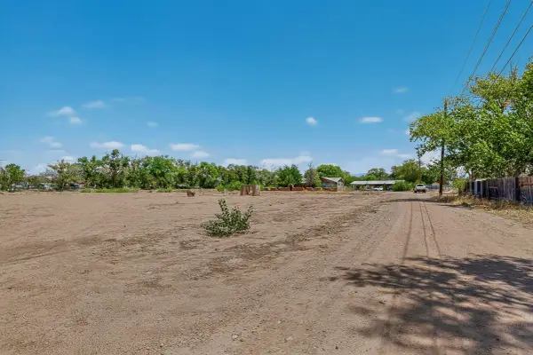 1602 Juan Perea, Los Lunas, NM 87031