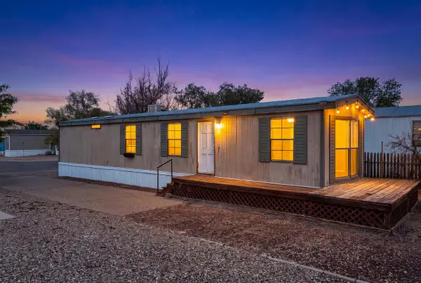 224 Atrisco Vista Boulevard Sw #TRLR 31, Albuquerque, NM 87121