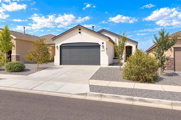 2831 Cambridge Avenue Ne, Rio Rancho, NM 87144
