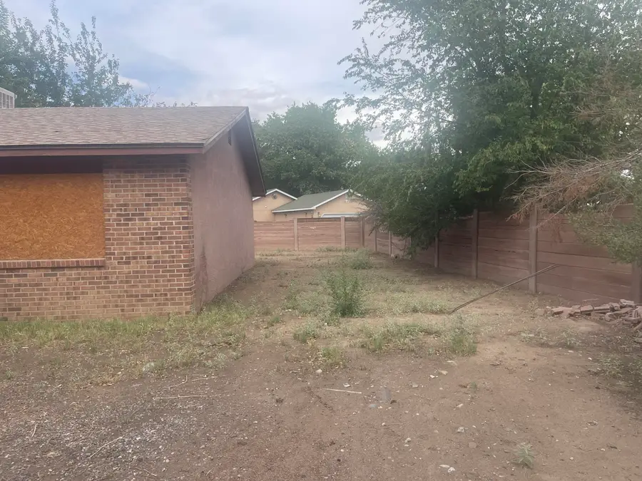 2715 Bryan Court Sw, Albuquerque, NM 87105 - #3