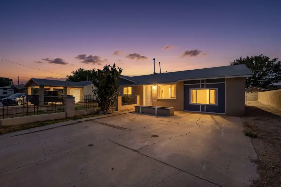4611 Valley Park Drive Sw, Albuquerque, NM 87105 - #3