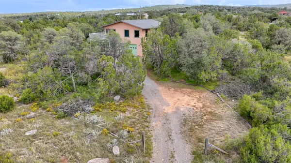 2 Tierra Linda, Edgewood, NM 87015