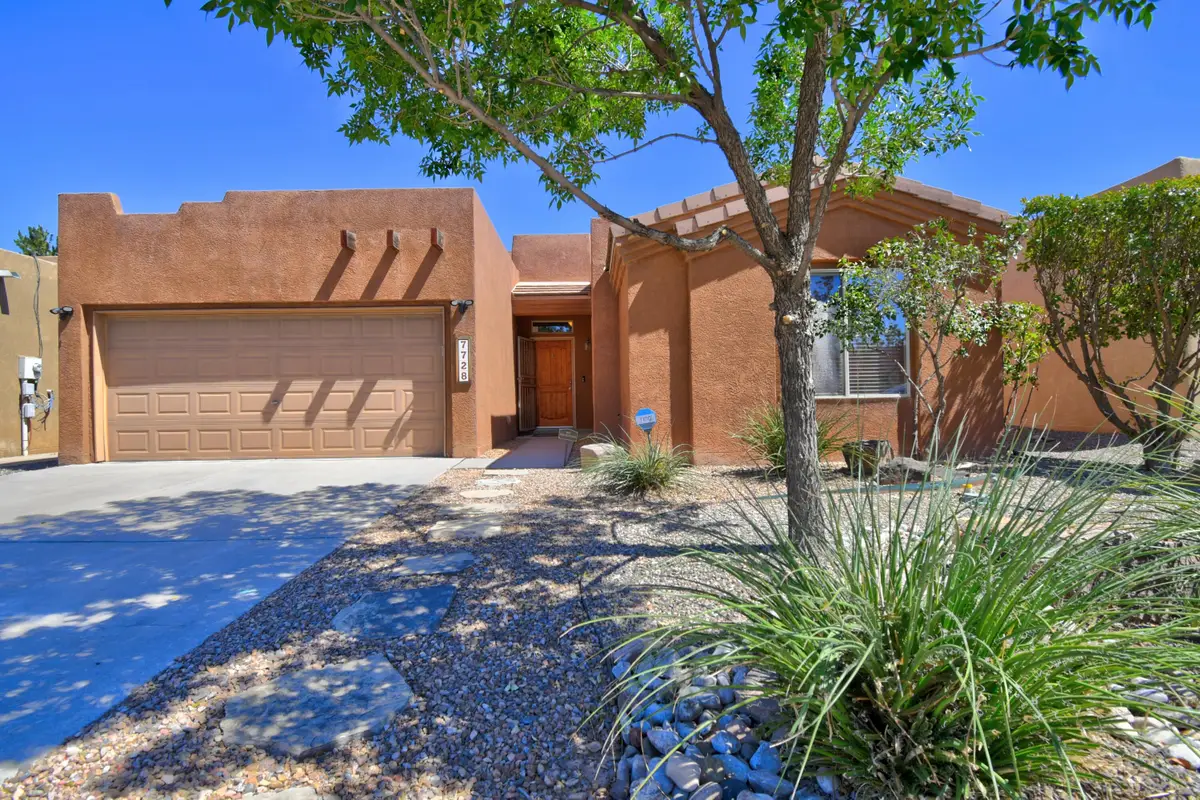 7728 Calle Comodo Ne, Albuquerque, NM 87113 - #1
