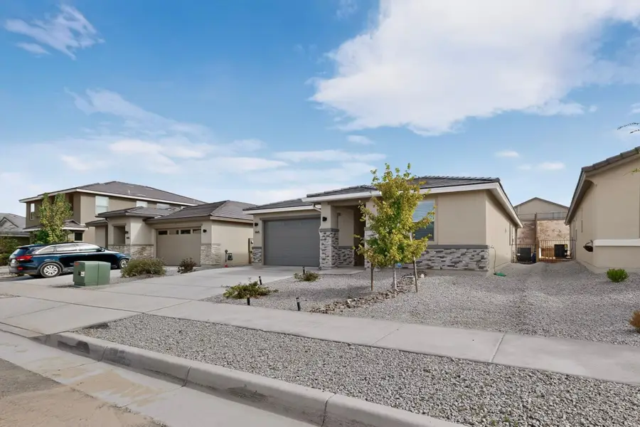 1445 Valle De Colores Street Nw, Los Lunas, NM 87031 - #3