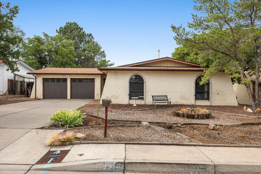 7216 Derickson Avenue Ne, Albuquerque, NM 87109 - #2