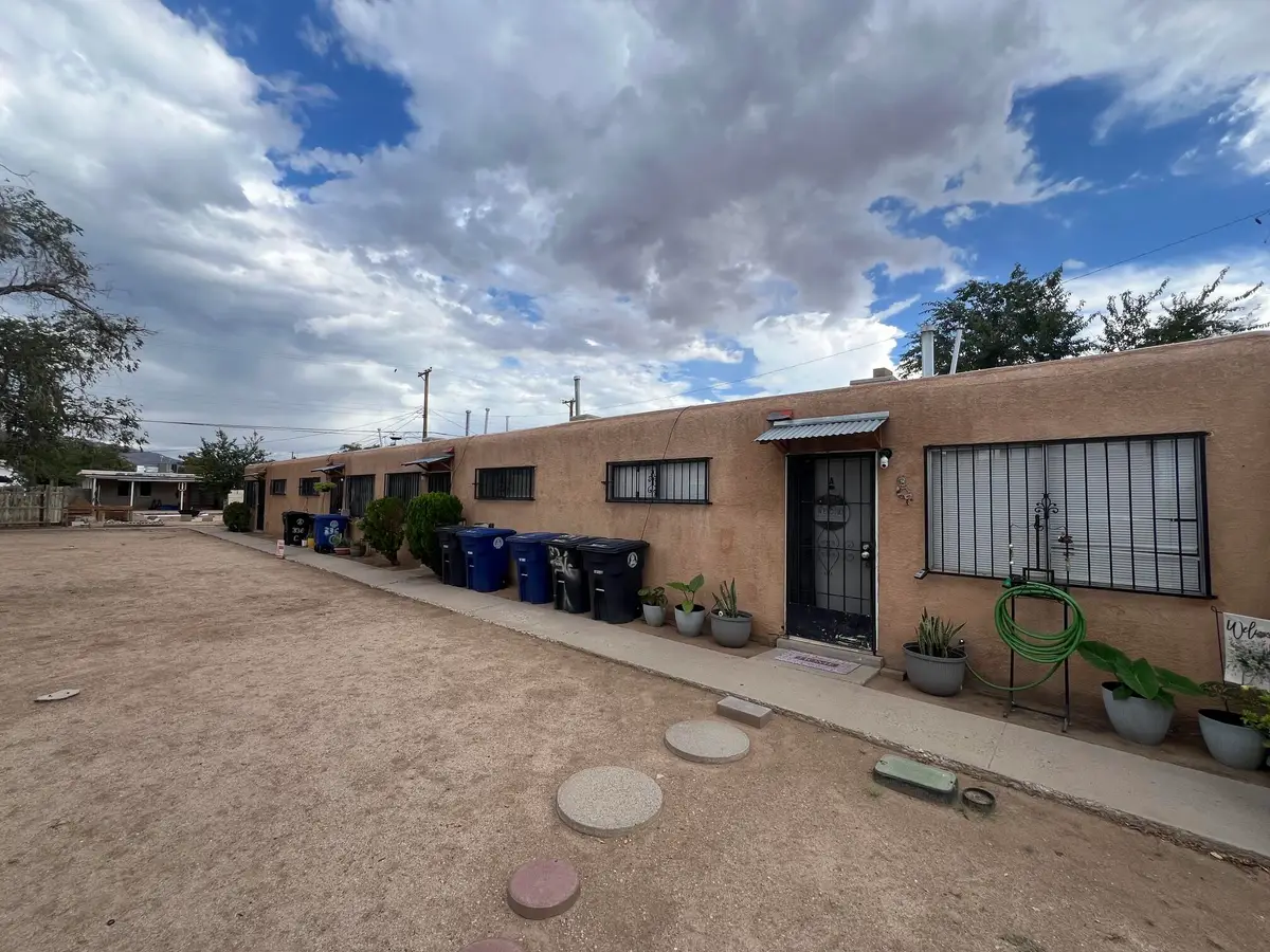 336 Pennsylvania Street Ne, Albuquerque, NM 87108 - #1