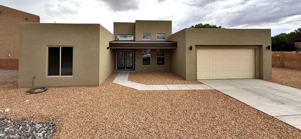 335 Manuel Sanchez Place Sw, Albuquerque, NM 87105