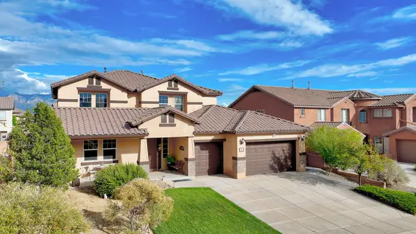 42 Los Miradores Drive Ne, Albuquerque, NM 87124