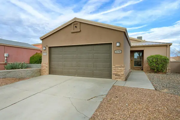 2176 High Desert Circle Ne, Rio Rancho, NM 87144