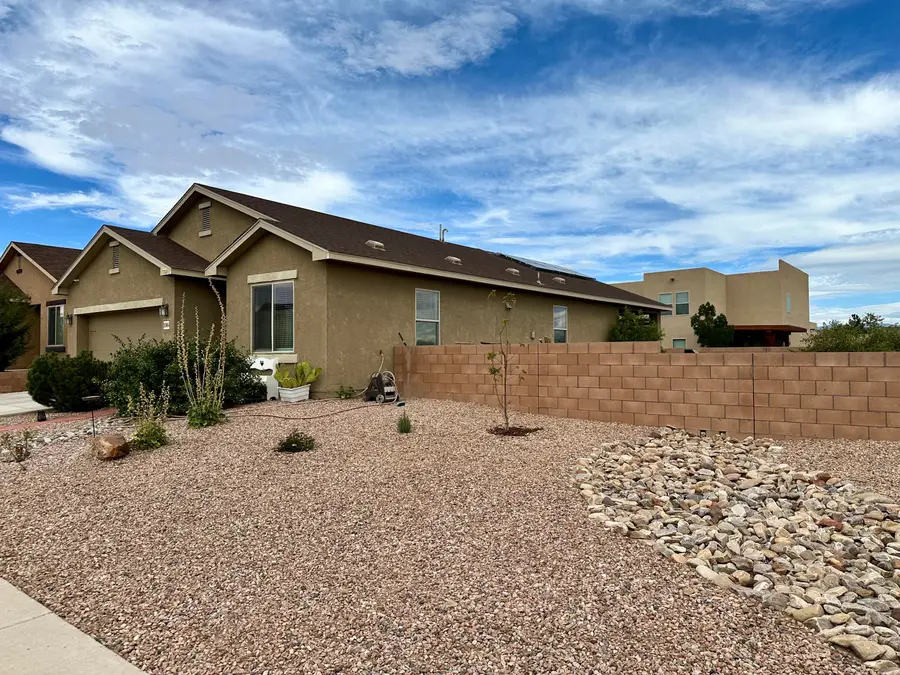 10804 Topacio Street Nw, Albuquerque, NM 87114 - #3