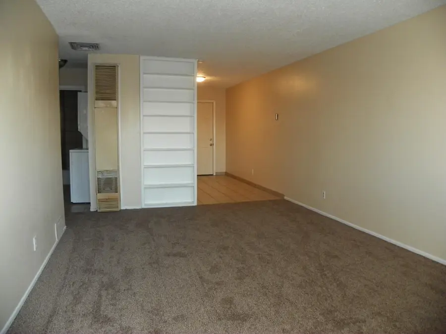 8700 Northeastern Boulevard Ne, Albuquerque, NM 87112 - #3