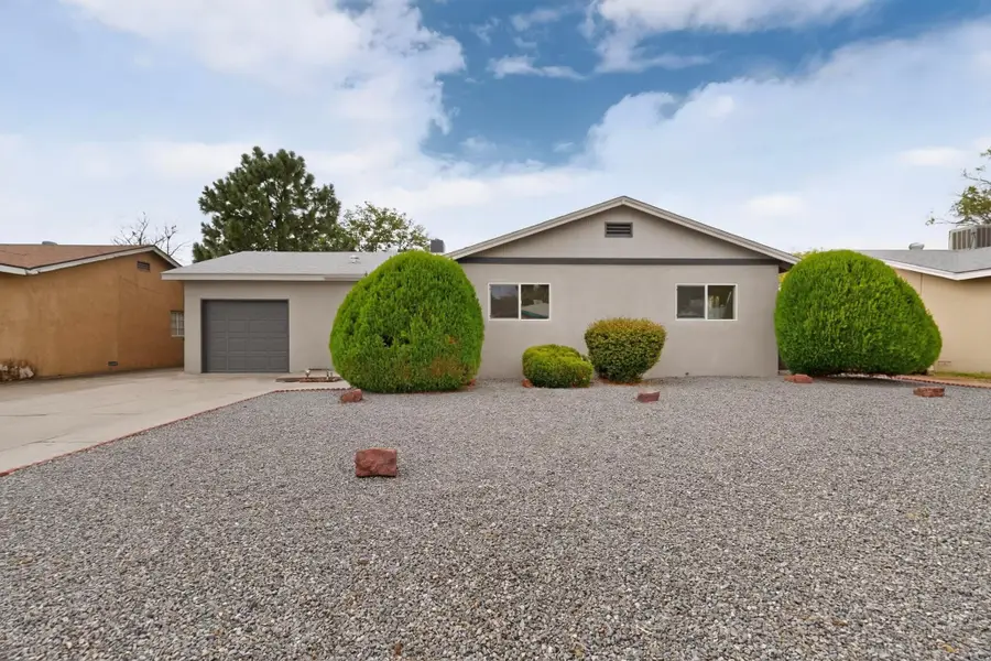 2817 Cardenas Drive Ne, Albuquerque, NM 87110 - #3