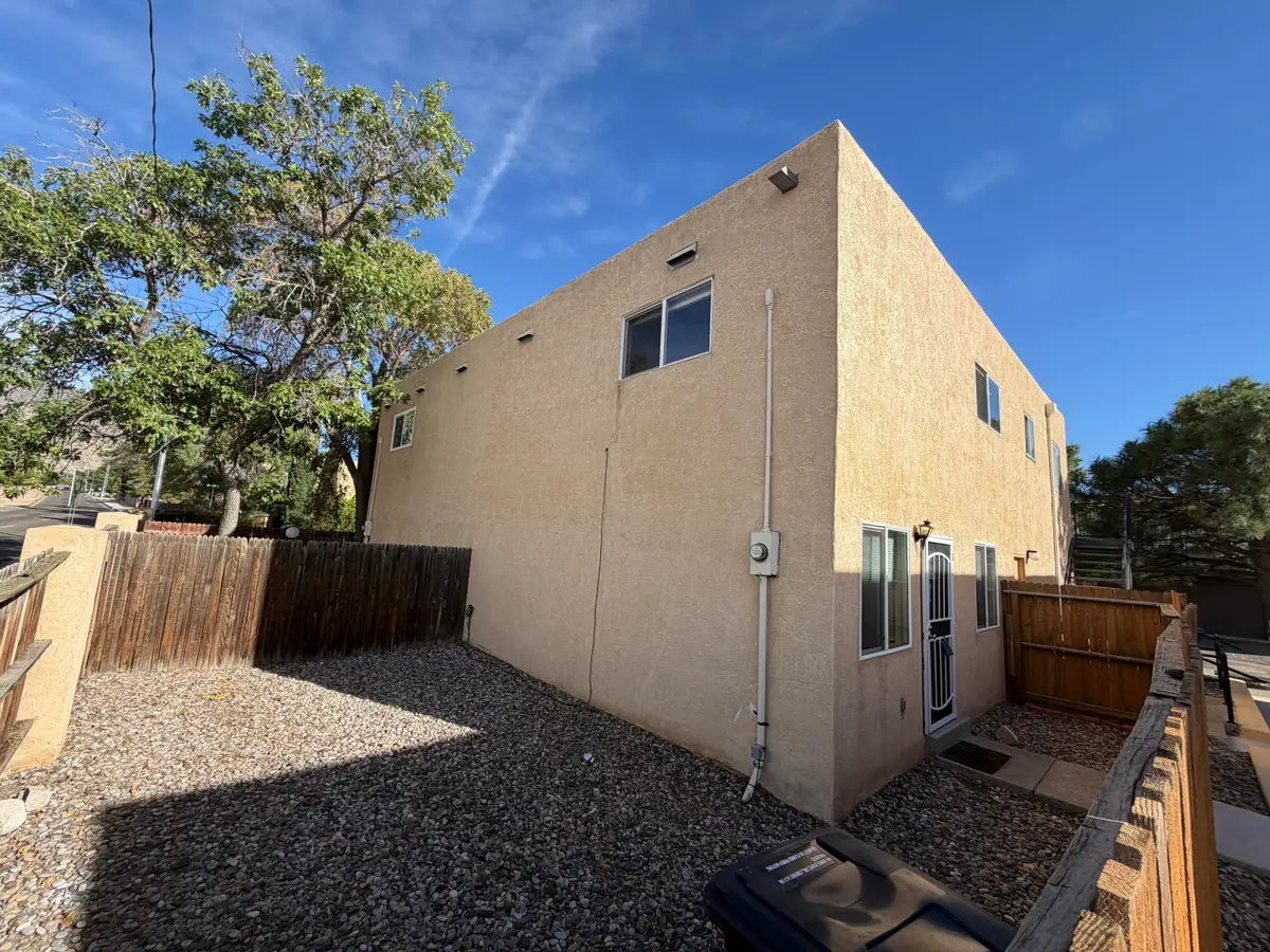 12009 Stilwell Drive Ne #APT B, Albuquerque, NM 87112 - #1