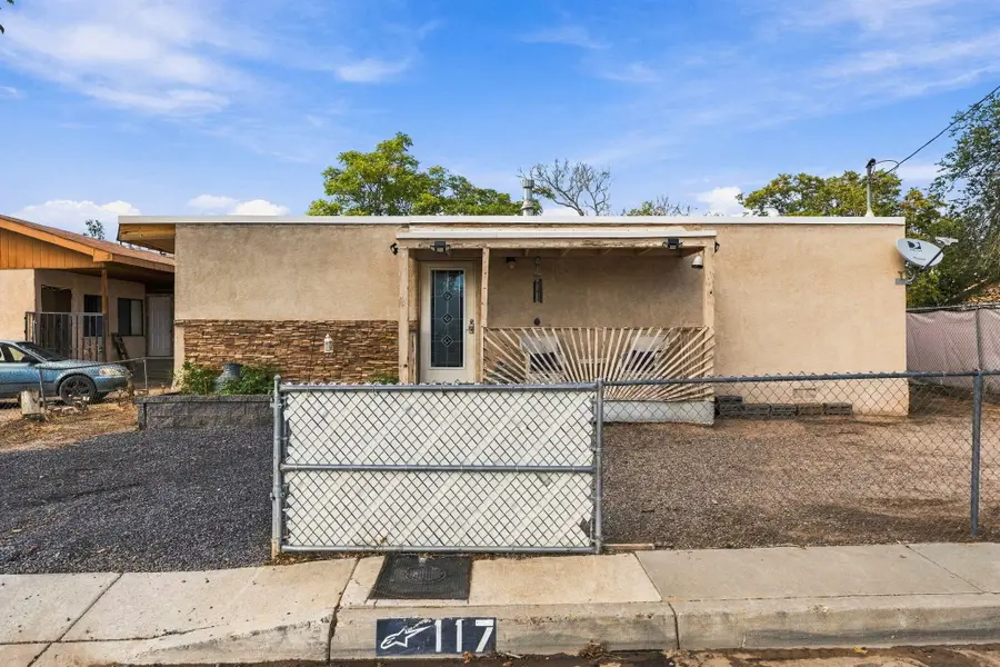 117 Clifton Avenue Se, Albuquerque, NM 87102 - #2