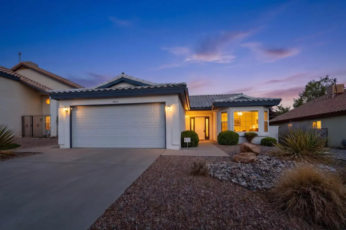 7804 Oakland Avenue Ne, Albuquerque, NM 87122 - #1
