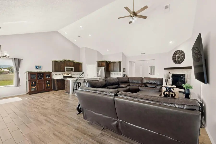 5 Eli Court, Belen, NM 87002 - #2