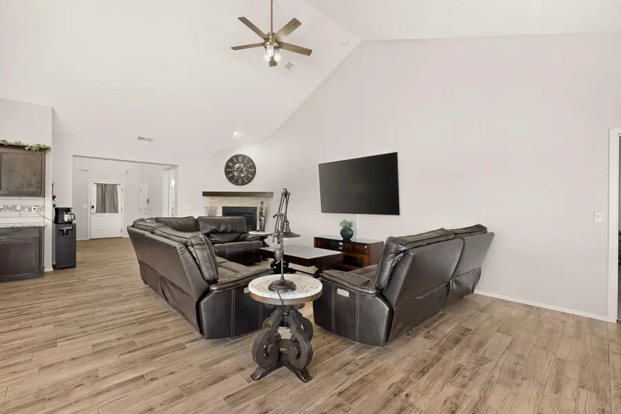 5 Eli Court, Belen, NM 87002 - #3