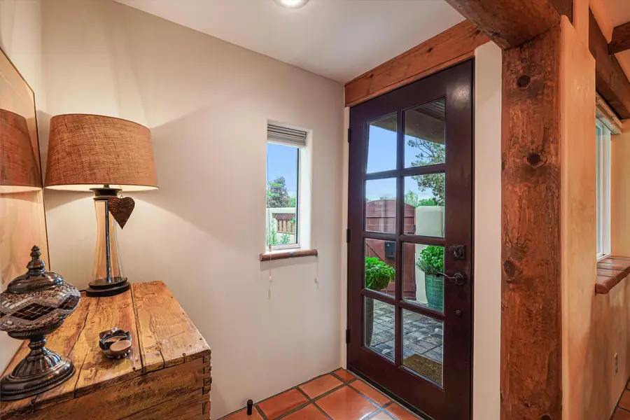 1002 Calle Margarita, Santa Fe, NM 87507 - #3