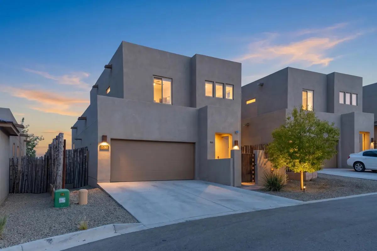 7240 Vista Serena Loop, Santa Fe, NM 87507 - #1