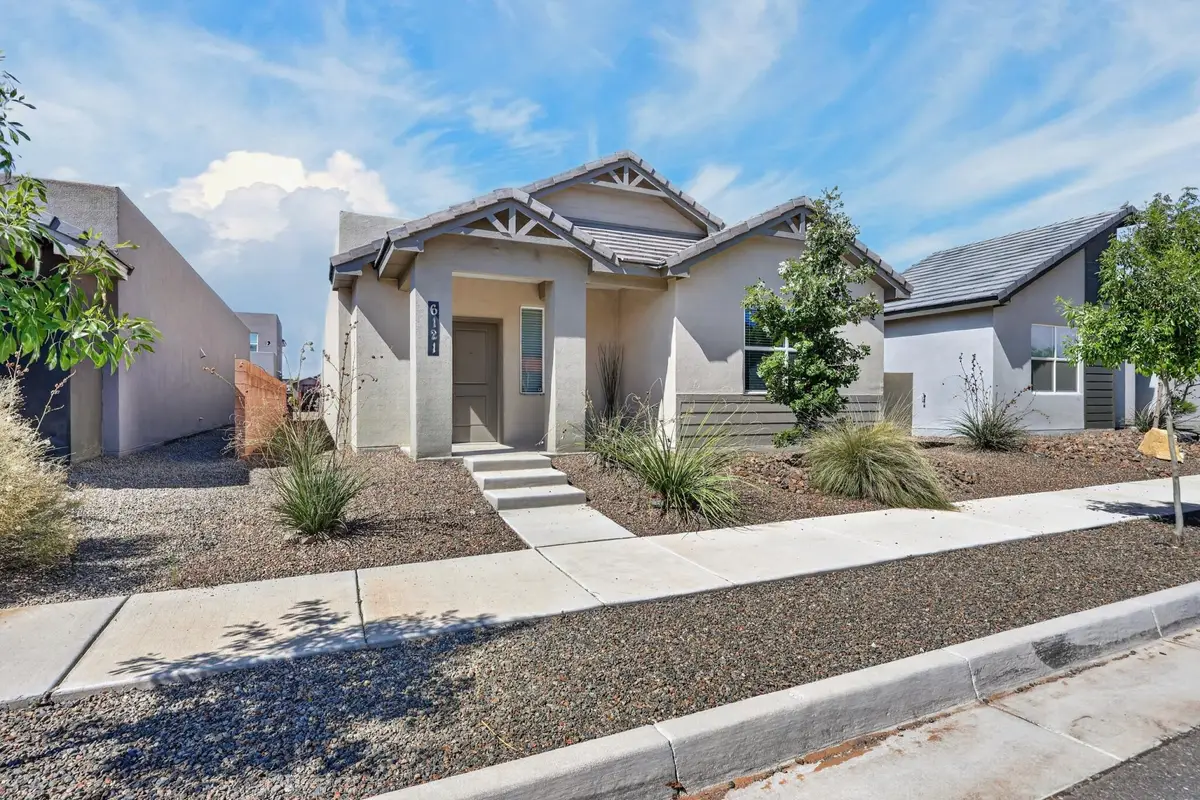 6121 Strand Loop Se, Albuquerque, NM 87106 - #1