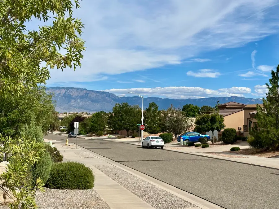 6547 Desert Spirit Road Nw, Albuquerque, NM 87114 - #2