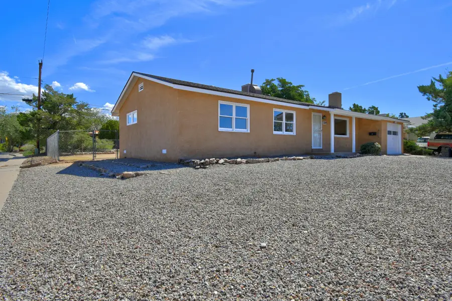3224 California Street Ne, Albuquerque, NM 87110 - #2
