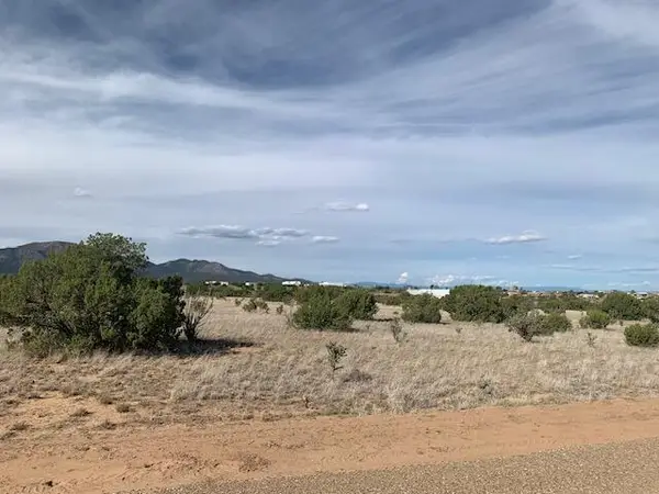 22 Kirk Lane, Edgewood, NM 87015