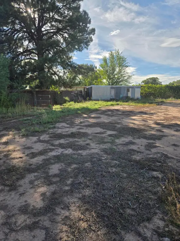 411 N Rubennie Place Nw, Albuquerque, NM 87114