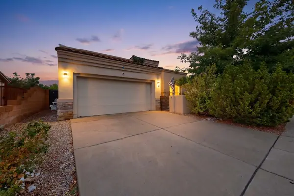 8312 Hawk Eye Road Nw, Albuquerque, NM 87120