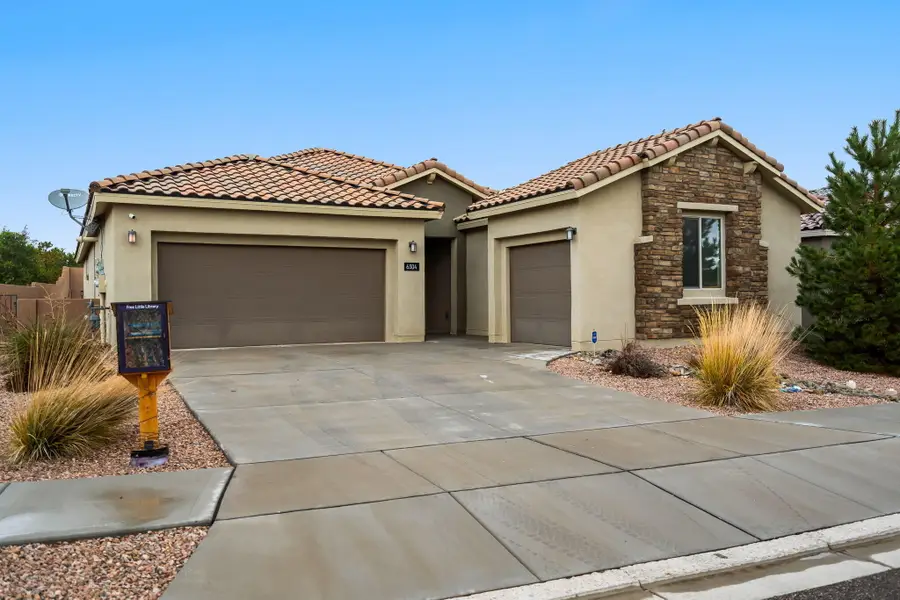 6304 Acadia Lane Ne, Rio Rancho, NM 87144 - #2