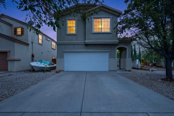 709 Los Viejos Drive Sw, Albuquerque, NM 87105