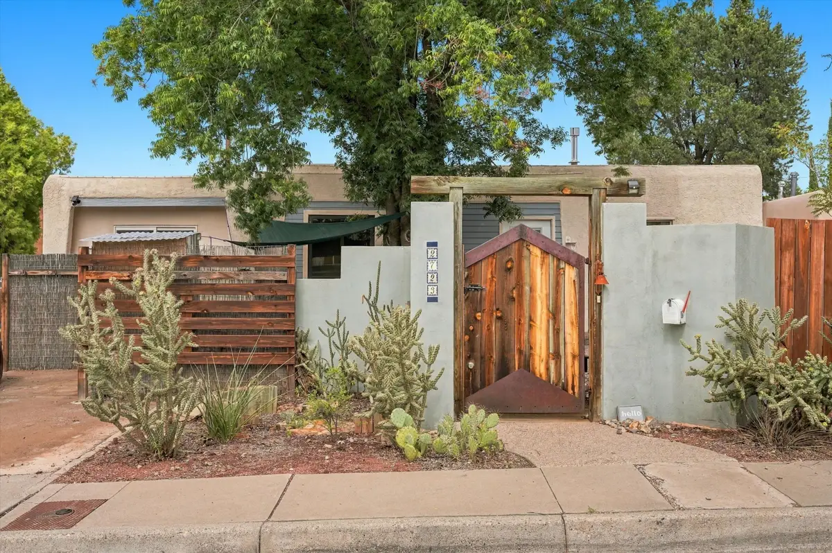 2723 Hyder Avenue Se, Albuquerque, NM 87106 - #1