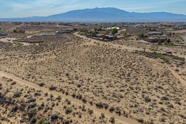 4305 Huron Drive Ne, Rio Rancho, NM 87144