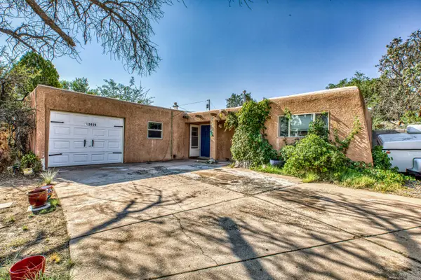 5639 Camino Canada Nw, Albuquerque, NM 87114