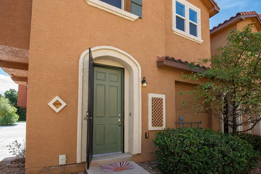 601 Menaul Boulevard Ne #UNIT 2001, Albuquerque, NM 87107 - #2
