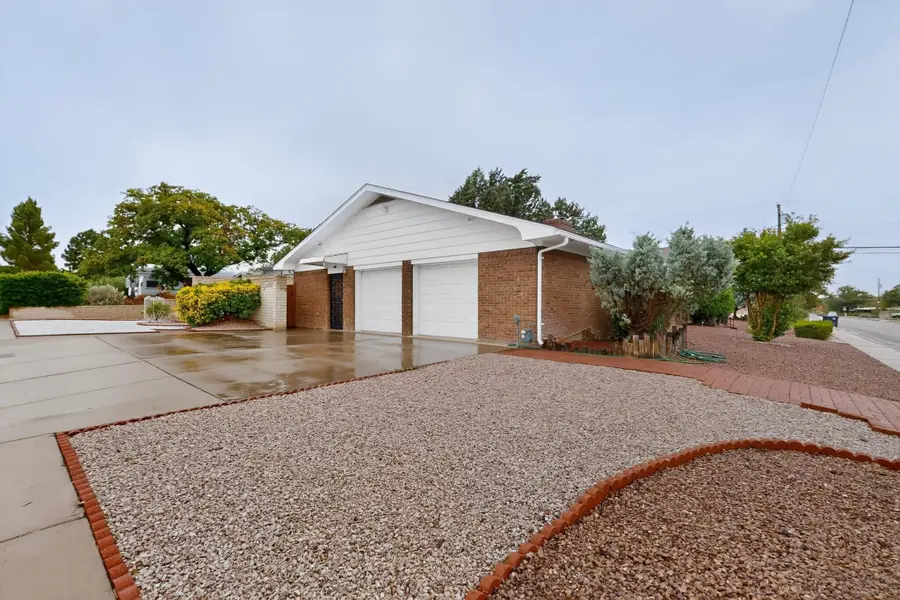 4716 Mountain Road Ne, Albuquerque, NM 87110 - #3