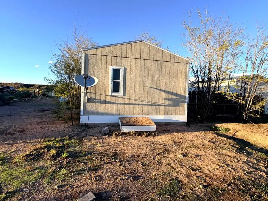 9 Perry Road, San Antonio, NM 87832 - #2
