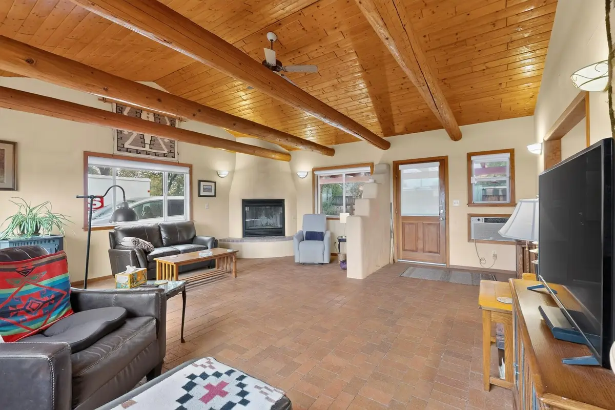 39 W Canal Road, Bernalillo, NM 87004 - #1
