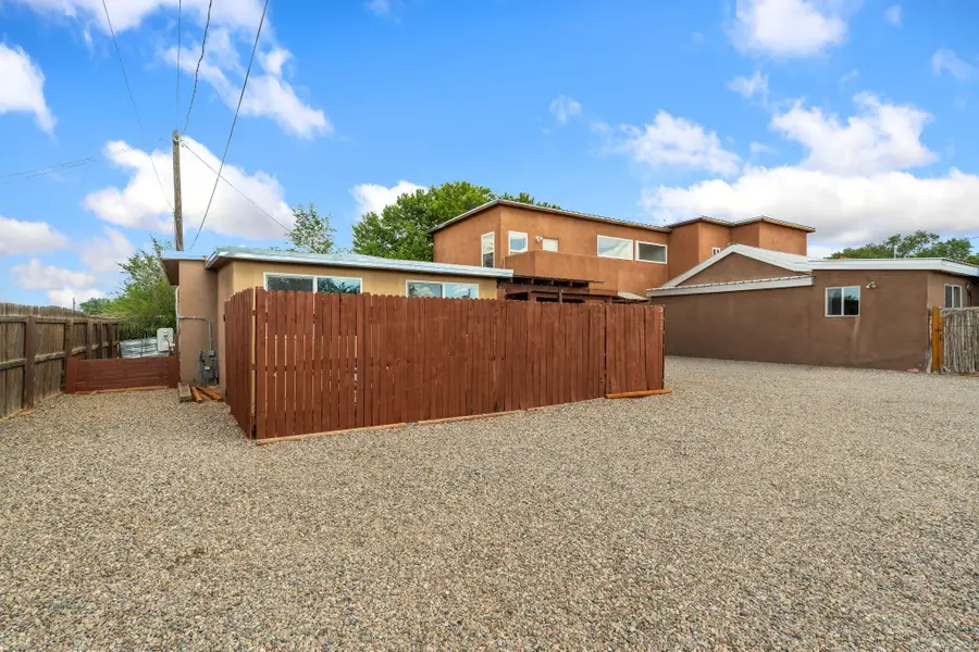 3327 Caminito Quintana, Santa Fe, NM 87507 - #2