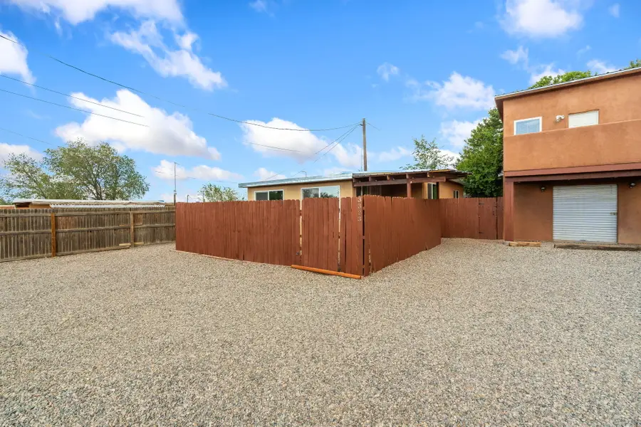 3327 Caminito Quintana, Santa Fe, NM 87507 - #3