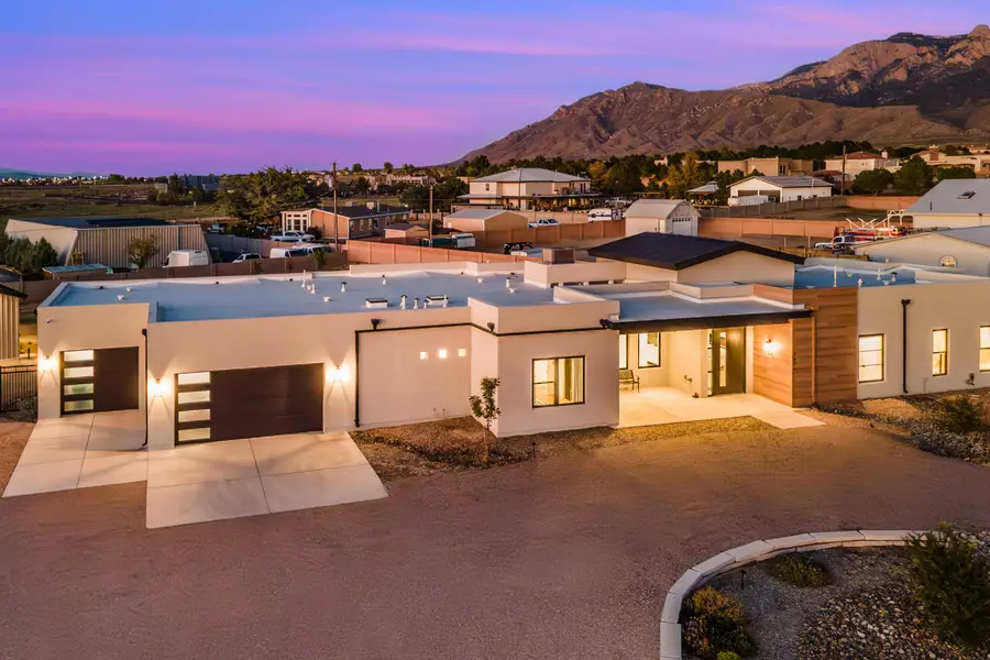 7021 Beverly Hills Avenue Ne, Albuquerque, NM 87113 - #3