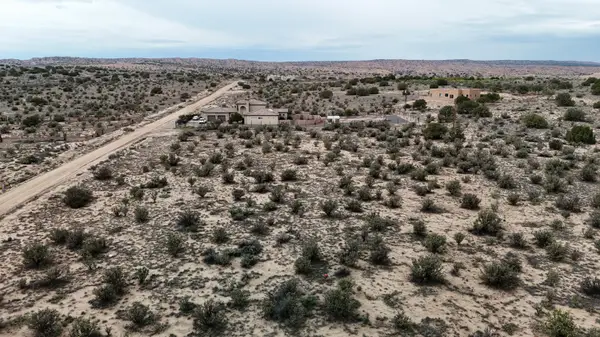 3905 Hanley Road Ne, Rio Rancho, NM 87144