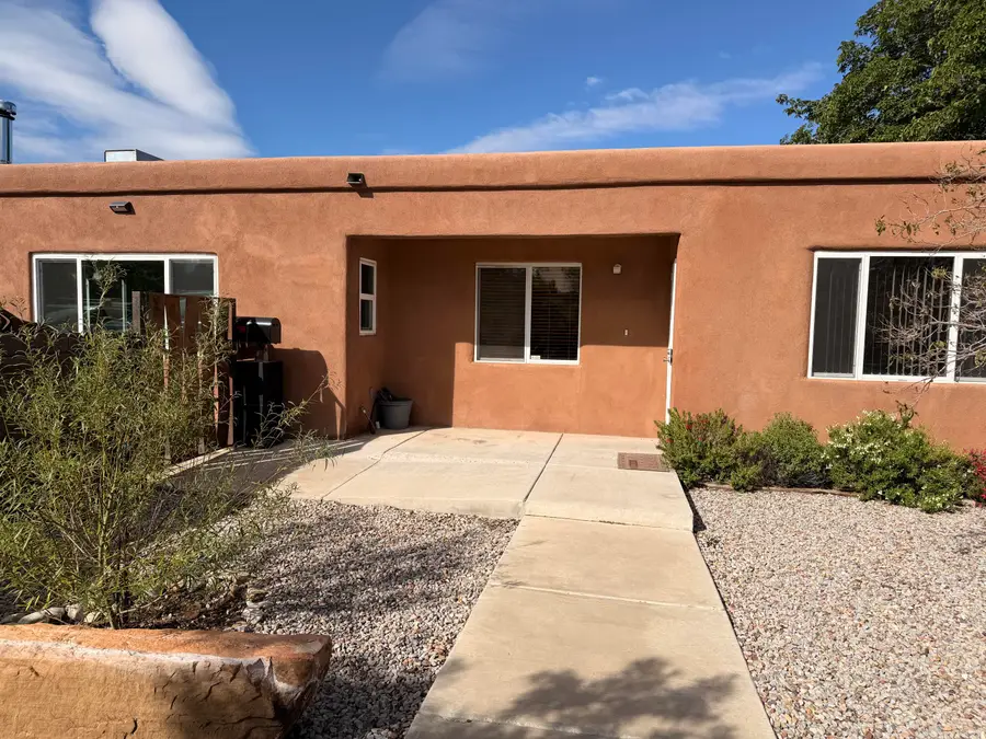 2433 Valencia Drive Ne, Albuquerque, NM 87110 - #2