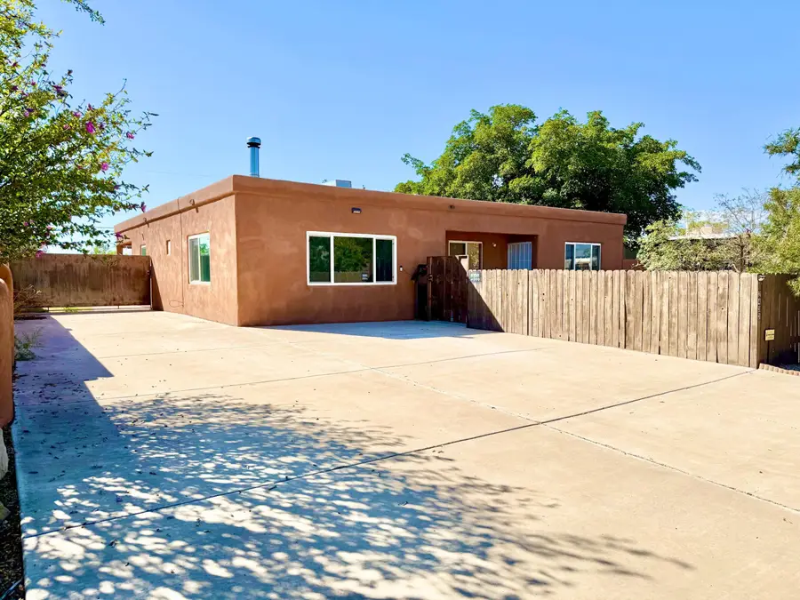 2433 Valencia Drive Ne, Albuquerque, NM 87110 - #3