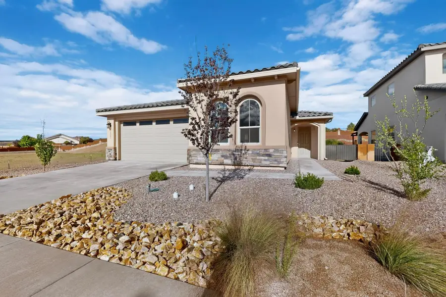 1561 Corta Corona Sw, Los Lunas, NM 87031 - #2