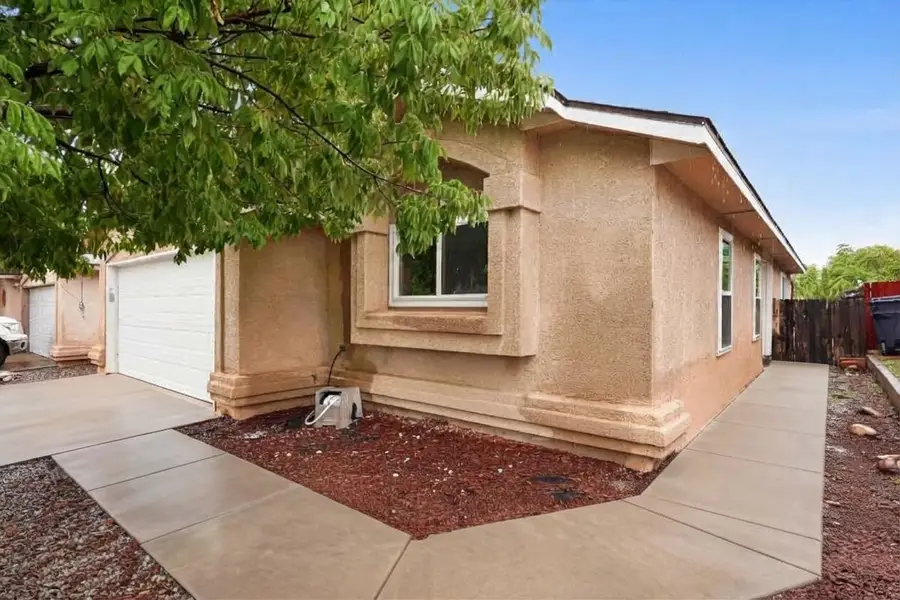 10416 Johncock Avenue Sw, Albuquerque, NM 87121 - #3