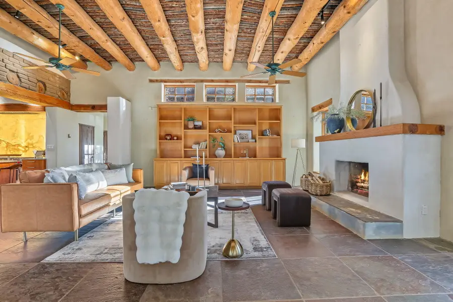 8212 Rio Grande Boulevard Nw, Los Ranchos De Albuquerque, NM 87114 - #3