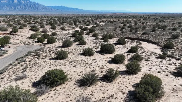 5111 Heller Court Ne, Rio Rancho, NM 87144
